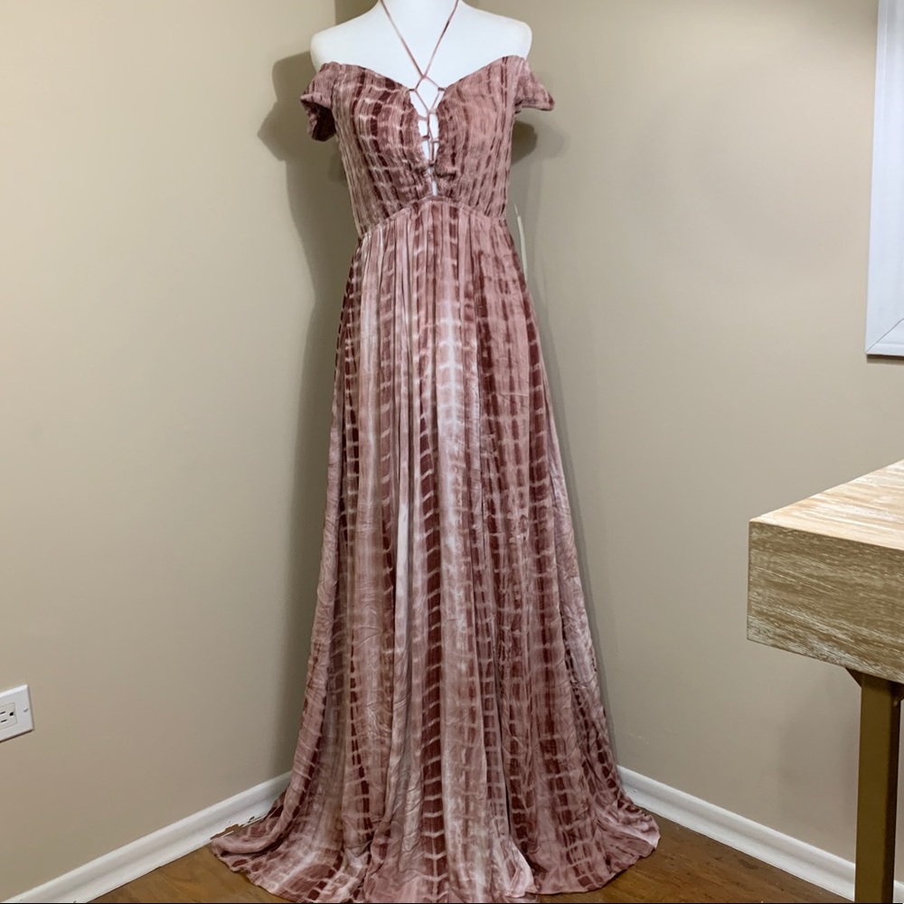 Tie-Dye Off Shoulder Maxi Dress